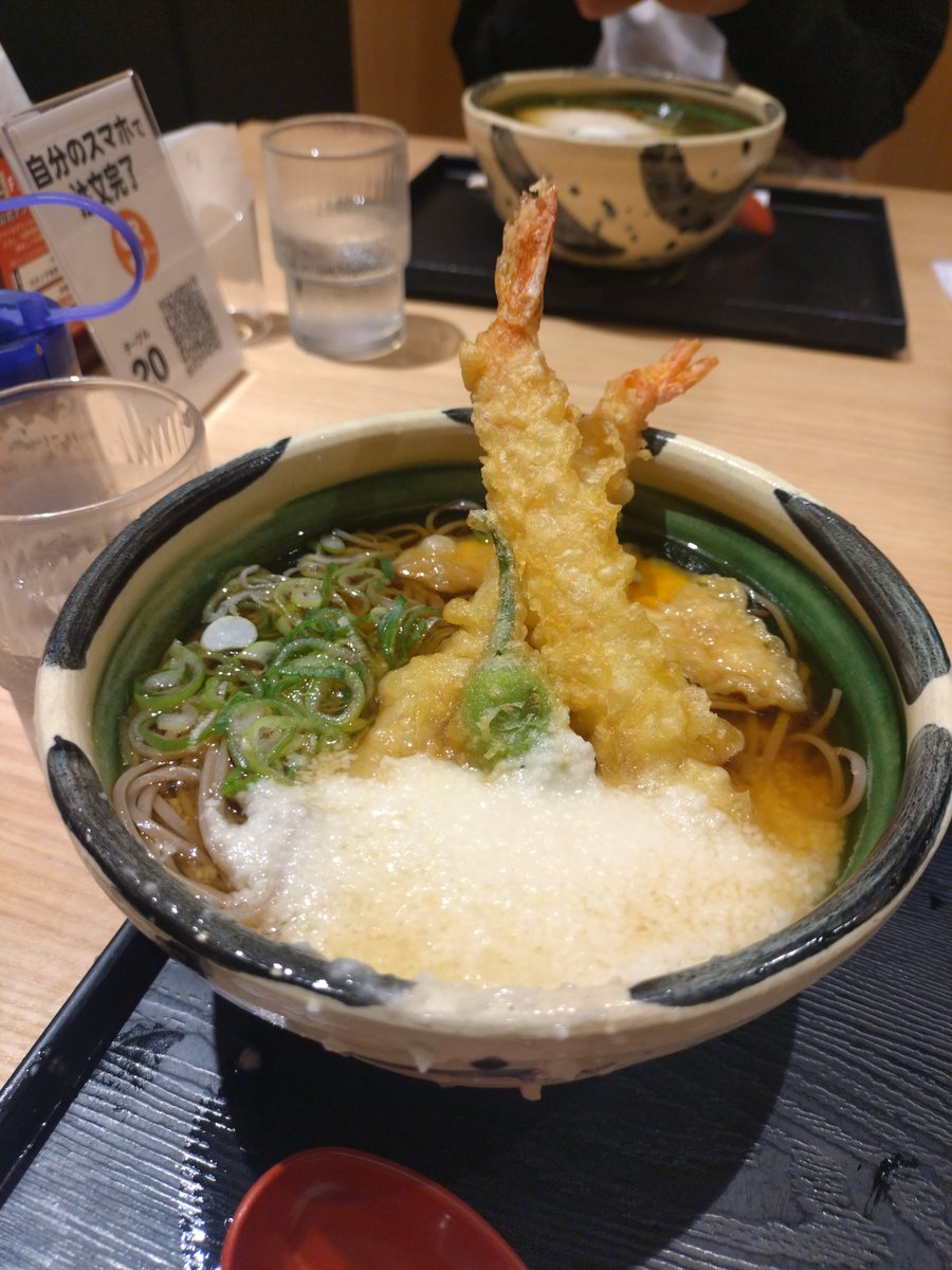 _B_LEACH's tweet photo. 可愛い彼女とデートしてきた😚
25日で4年9ヶ月でした🥰 https://t.co/Nx8ShjBTpo