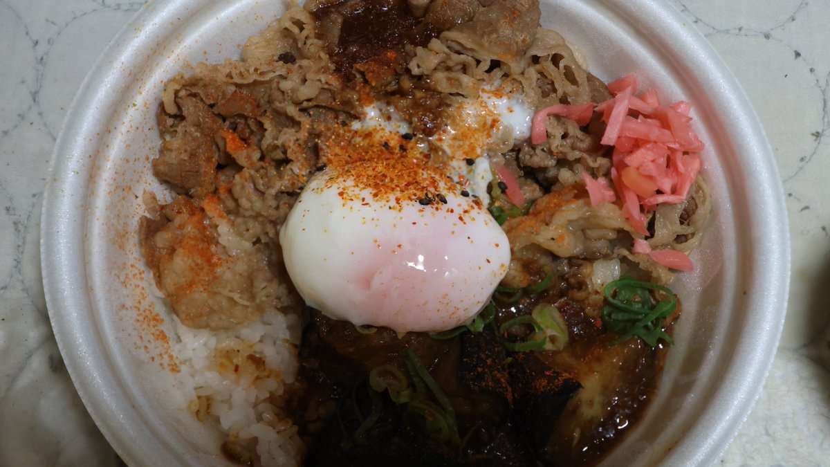 Fura_Forest's tweet photo. おんたまシビ辛麻婆茄子牛丼(´・ω・｀)
キャロライナリーパープラス(´・ω・｀)
とんじる(´・ω・｀)
さらだ(´・ω・｀)
#Gaia民はメンテとか関係なく飯テロ画像を貼る https://t.co/yQZoKKcfGD
