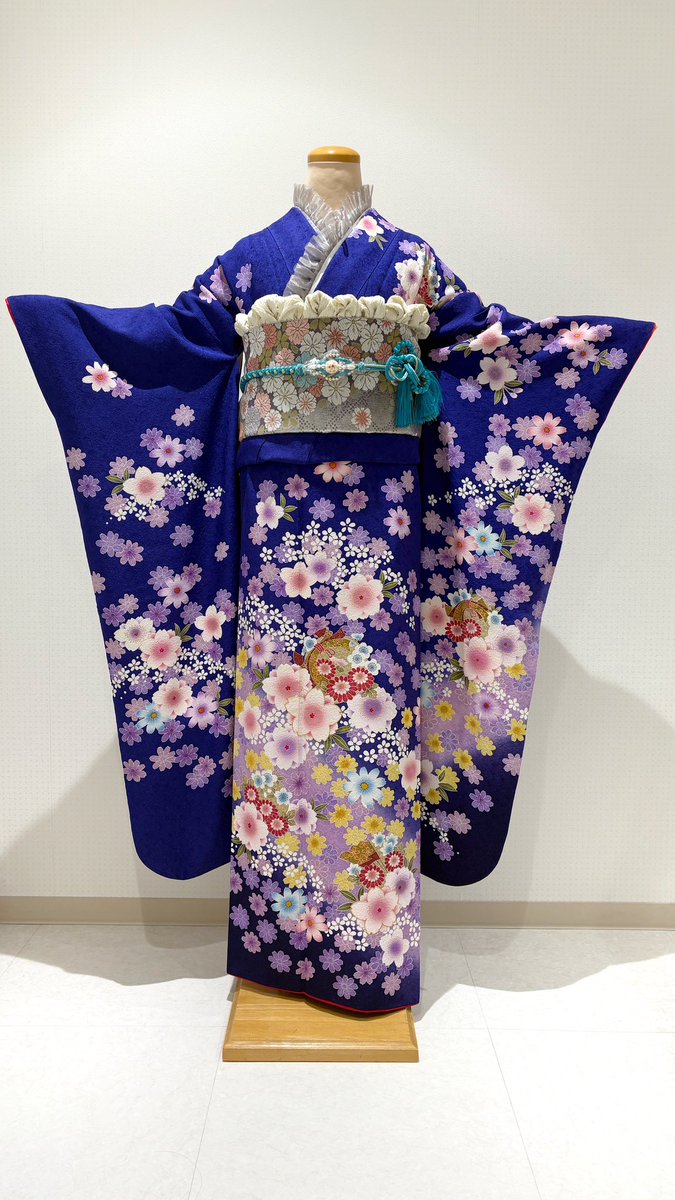 JOkitasenjyu's tweet photo. ジョイフル恵利OUTLET北千住店では、自分らしく
「振袖」で成人式を迎えたいとお考えになる、
全ての性別の方のお力になりたいと考えております✨

身長178cmまで対応のお振袖もご用意しております。
お問い合わせ、ご予約、お待ちしております🤗

#ジョイフル恵利OUTLET #ジョイフル恵利アウトレット https://t.co/4jpymQEGT0