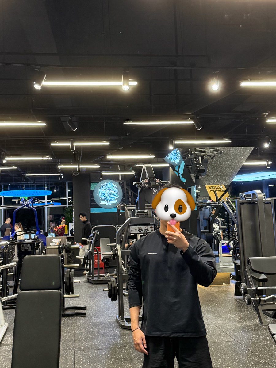 Linkspusy's tweet photo. 假期结束恢复训练 https://t.co/7CVTVTISMk