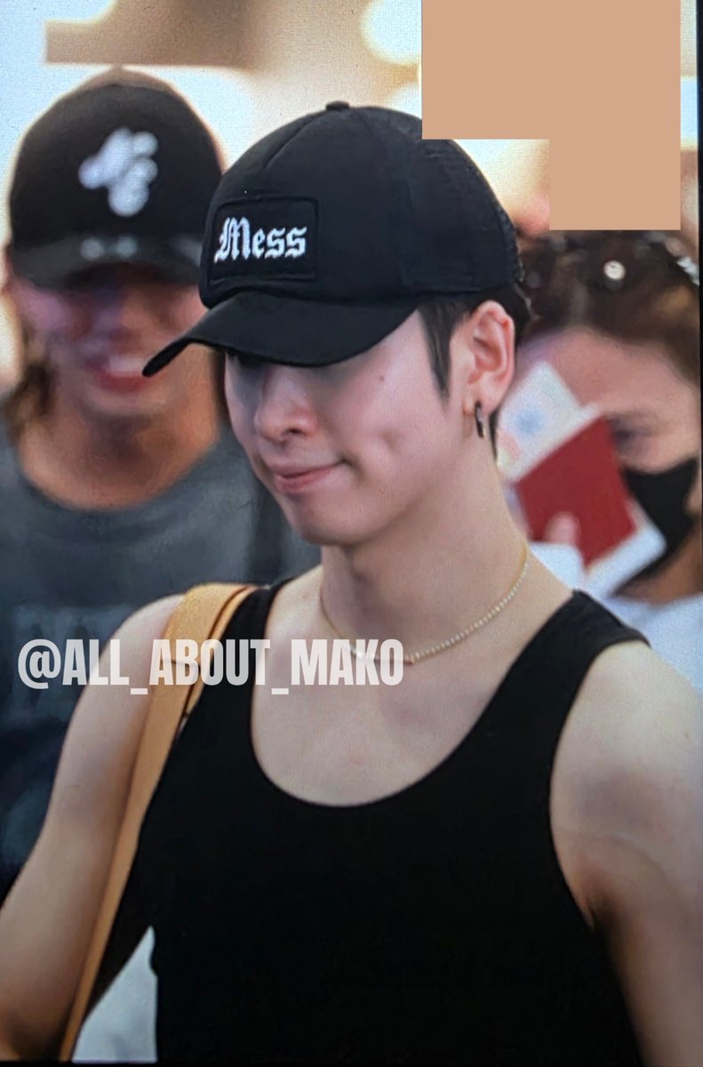 all_about_Mako's tweet photo. 260927 🐥🔥🖤🧢 https://t.co/c0EKrE2kvY
