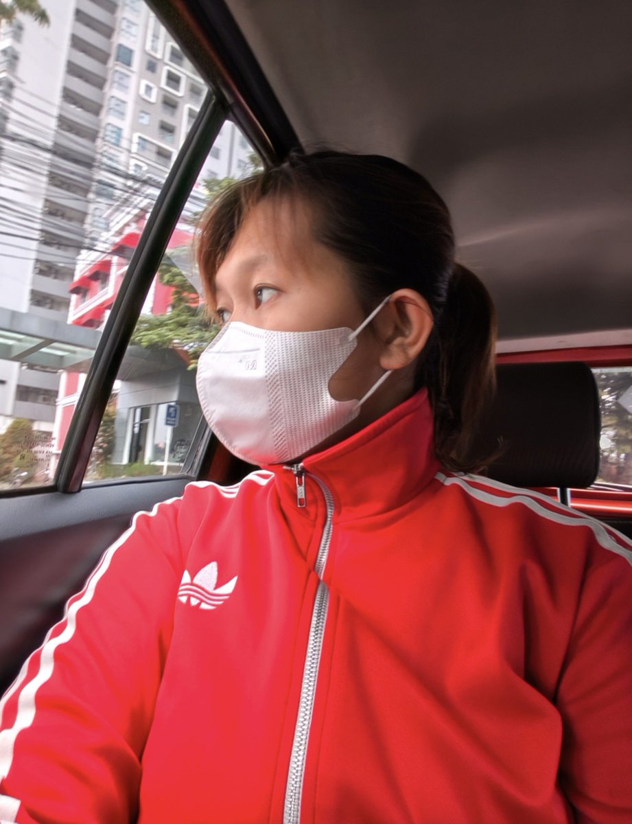 Termenan9kan's tweet photo. Mau olahraga jogging sore muterin spot appart malah ujan...

Mau nge RT malah ra-zia

Yaudah Yapping duluk aja , biar dianggap Elon manusia dan aman ✨🌻

Outfit olahraganya ❤️‍🔥❤️‍🔥 https://t.co/I34yvVJAzX