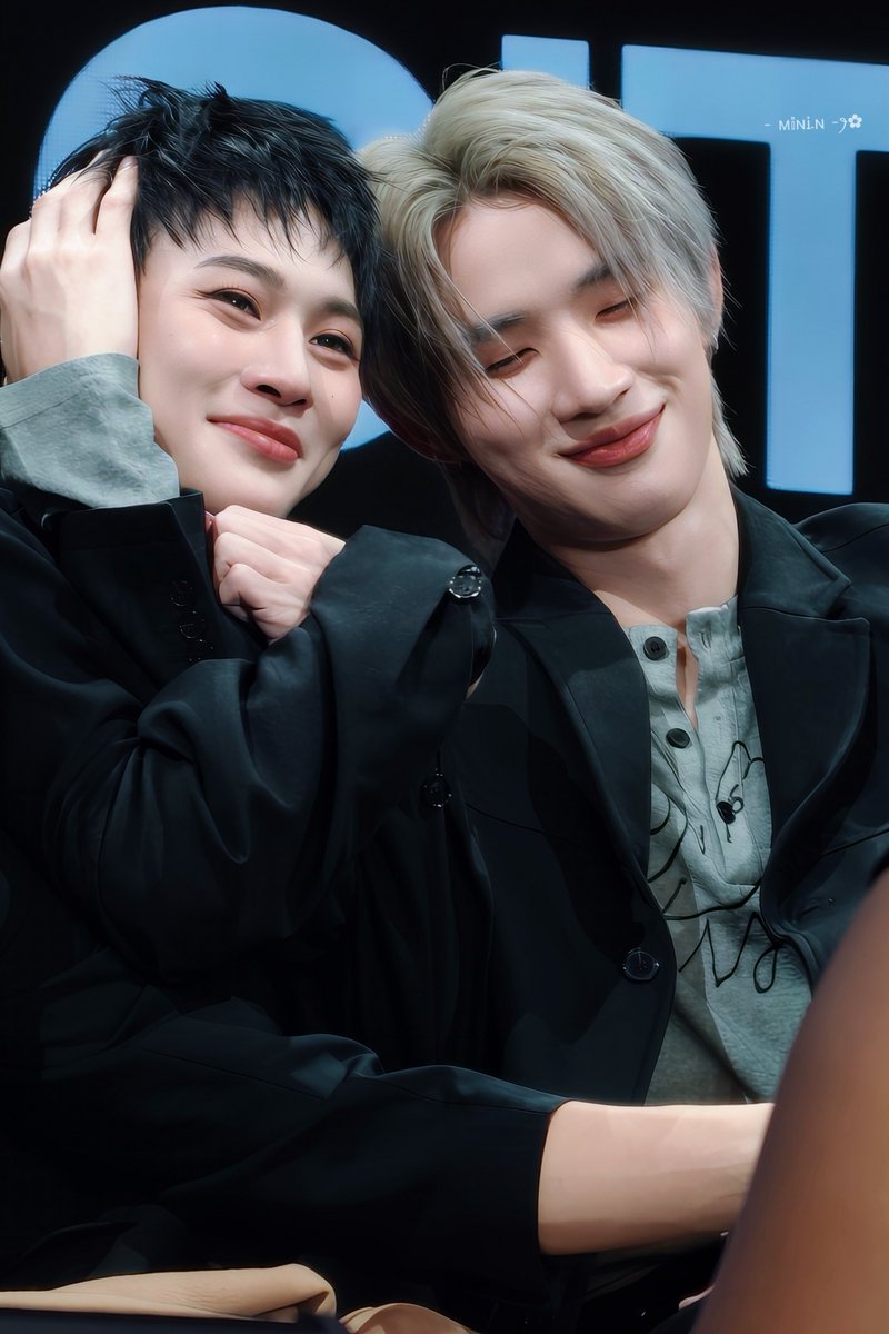 _mini_n's tweet photo. พี่ฮงออกจะเอ็นดูเลโก้

THE FINAL OF DUSK AND DAWN

#LYKNDuskAndDawnxHoChiMinhCity 
#hongshihoshi #Lego_Rapeepong https://t.co/RZEYoiu9j3
