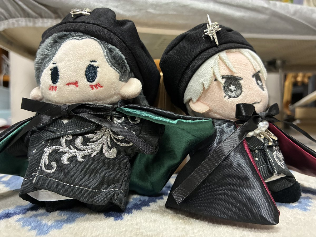 imatomlk2s's tweet photo. 今日は友人とぬい活。
スリコの衣装かわいい💕
友人の推しのケンティーとユニット組んでみました。
阿絮かわいい💕ケンティーもかわいい💕 https://t.co/u8Gbtb5HAQ