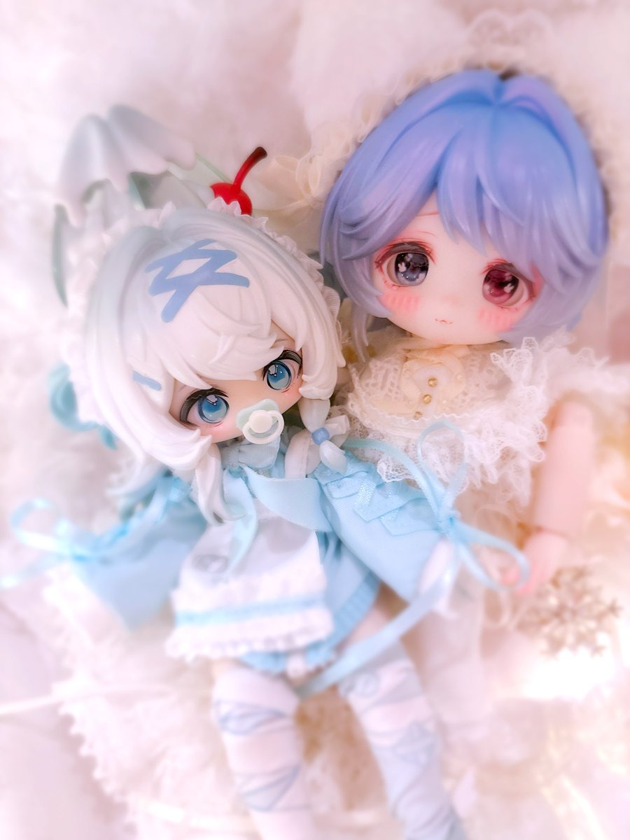 maro_chiiusagi's tweet photo. 双子ちゃん達に可愛い妹が出来て
ほくほく〜⊹꙳ ˶˙ᵕ˙˶ ⊹꙳
お姉ちゃん達によちよちされて
可愛いねぇ🤭💞

#おりこう少女
#姫縫
#ちまどーる
#萌叽甜心 https://t.co/VIH1IdVj67