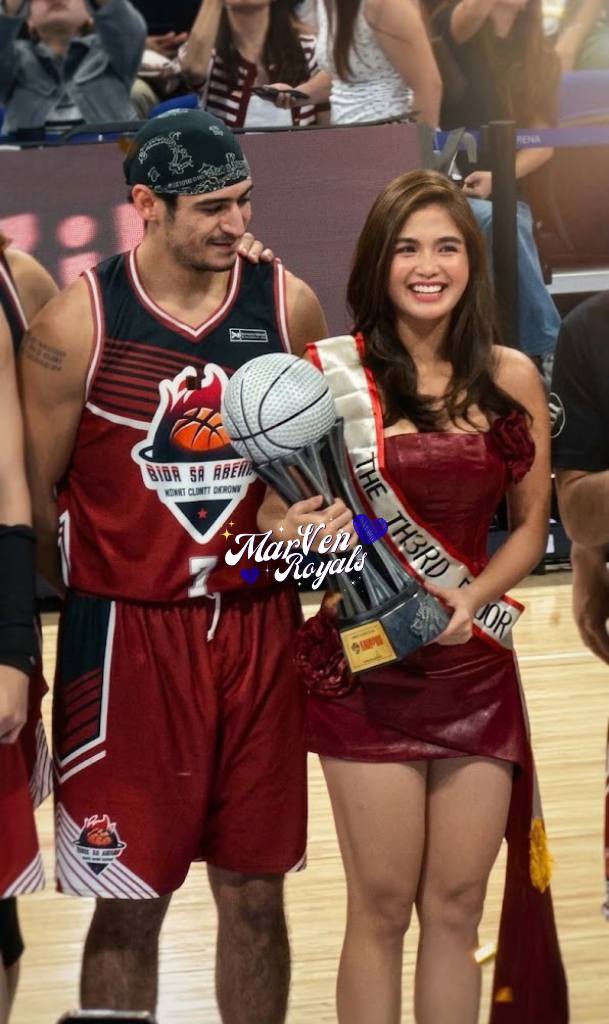 MarVenRoyalsOFC's tweet photo. The winner takes it all — not just the match, but the hearts of the Cebuanos and the MarVen fam! 🏀🔥

Marco & Heaven proved once again that victory shines brighter when shared with the people who cheer the loudest. 😍

Paldong paldo tayo, fam! 🤩💯

#MarVen #MarcoGallo #HeavenPeralejo #BidaSaArenaTheRematch
