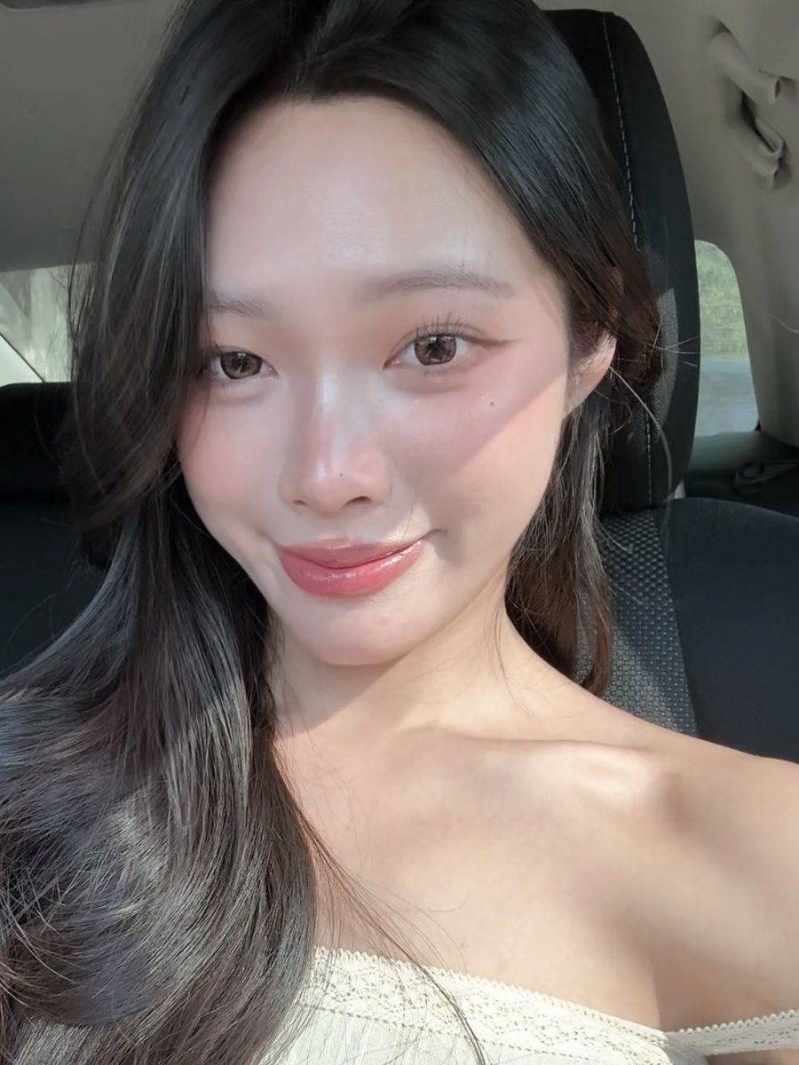 morpormorpaeng's tweet photo. ลิสต์มาให้โทนชมพูที่ปัดแล้วสวย พรูฟให้เลยว่าผมดำสีนี้รอดแน่นอน ถ่ายรูปออกมาละหน้าละมุนมากๆๆๆ 🥹

heartpercent 04 https://t.co/APZFH7koss
rom&amp;nd 05 https://t.co/S6nv3yyu0J
laka 04 https://t.co/lsWsapJZPi https://t.co/GdVXQiD05G