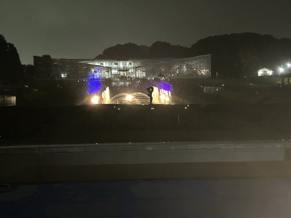 s_Fjan's tweet photo. 先日は夜の深大寺植物公園でお散歩(普段は夜間は入れない)

新鮮でした

今日も夜間やってます。 https://t.co/PaKEBKx0RM