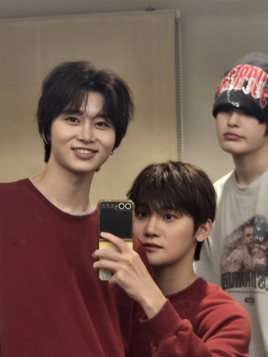 AEN_now's tweet photo. きょうもほんとうにうれしかったです！またあいたいです！

#AEN #Aneee #하루 #카이라 #지용 https://t.co/Dg4jg0tp88