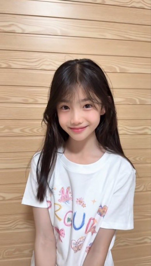 kelly22za2's tweet photo. 谁要来锐评我15的福嘛                                                             

粉粉嫩嫩的噢！                    

流言111我真发！ https://t.co/8wmrW0hAsk