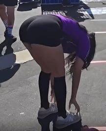 allaboutcinna's tweet photo. Such a phat ass she has #cinna #nutty #nsfwtwtًً #goon @cinnabrit https://t.co/WkmU3XrX7N