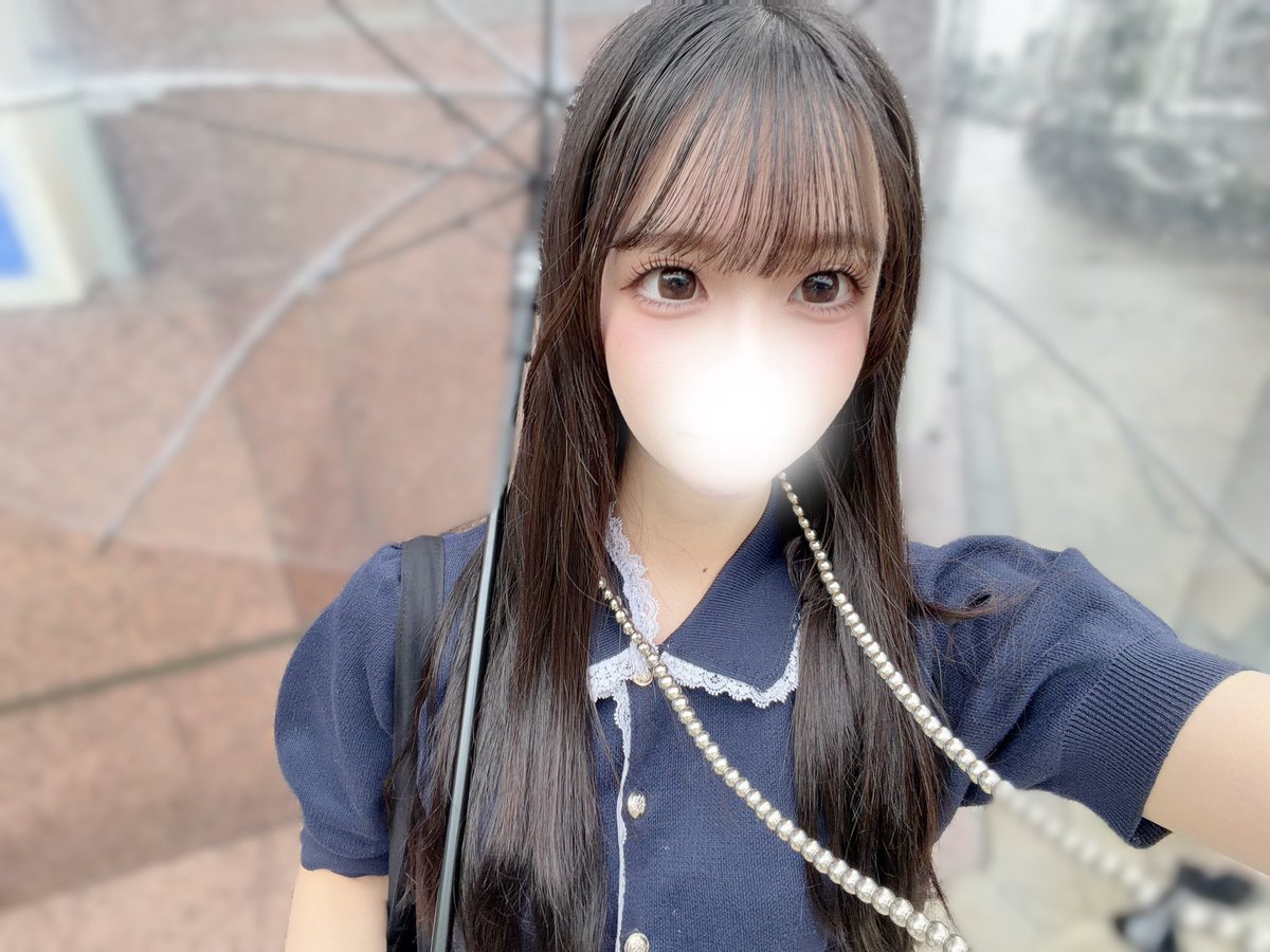 aroma1_yua's tweet photo. 今日は雨やねー😢☔️ https://t.co/swDnkSkzuz
