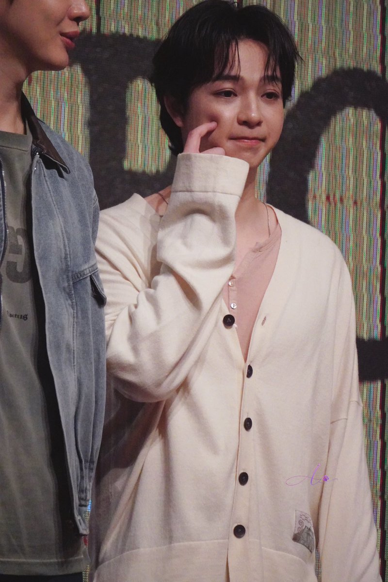 regret_mb's tweet photo. 相変わらず可愛いよー
萌え袖が良すぎた😭

MAXKYBAS MEET UP IN HK
#MaxkyBas1stinHK
#บาสเด็กอ้วนที่แท้จริง https://t.co/Lyjxz6TSaB