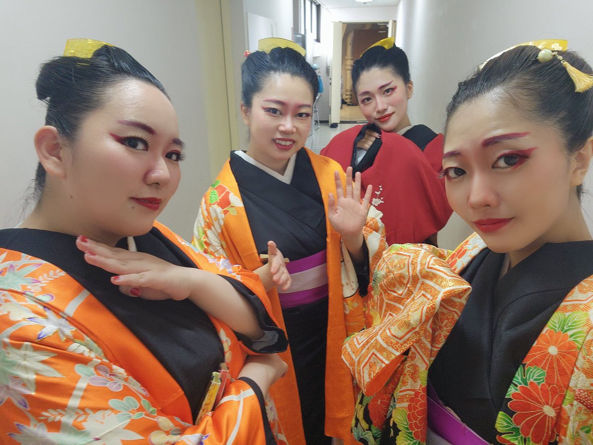 Daz5an2O29's tweet photo. なとり祭無事終了しました🏮👘✨

日本舞踊初めて5年

たくさんの方に見届けていただけて嬉しかったです🥰️

ご来場ありがとうございました！

 #なとりプロダクション  #日本舞踊  #着物女子  #役者 https://t.co/aUmU2K9yWH