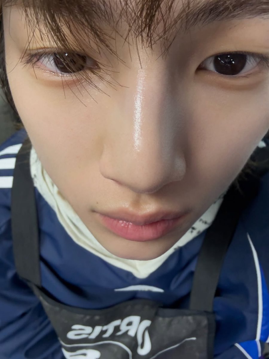 kejunation's tweet photo. "Karena dia emang gak mau diframing cute"

Juhoon dengan kesadaran penuh : https://t.co/FdD5Kwzezl