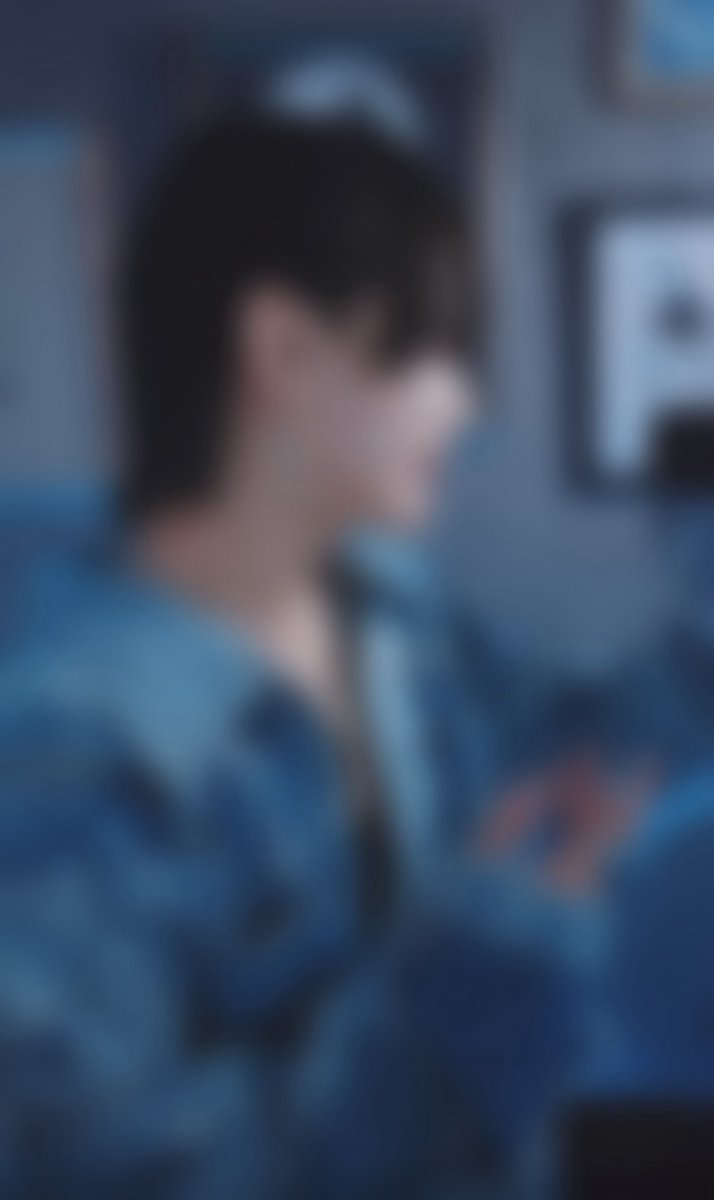 Hakka_Mitsuki's tweet photo. 🍫TikTok 6本目投稿🩵

KANA-BOON様の『シルエット』
歌わせていただきました！

拭えない過去も背負って、夢を追います。

https://t.co/Xc1kRfUPOv https://t.co/al99lrAySO