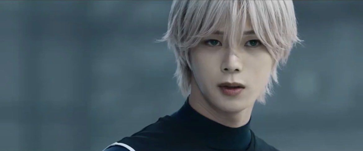 mikoringo_apple's tweet photo. 凪が覚醒する時に流れる「綺羅」が大好きすぎるんですけど同じ人いませんか？🫠

そして潔の「俺たちだけじゃなかった。この極限で覚醒するのは、この天才も同じ」と
絵心さんの「退屈な人生は終わりだ、凪誠士郎」までがセットで好き🫶🏻

あと玲王の表情も切なすぎるのよね😭
#ブルロ覚醒キャンペーン https://t.co/z1H50yNwwo