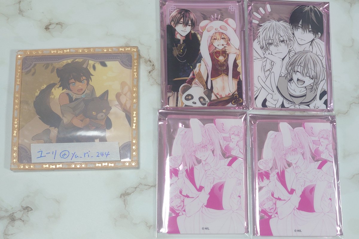 yu_ri_244's tweet photo. 【交換/譲渡】少女マンガなら叶わない恋 熊猫飯店 アクリルカード アクカ

譲)画像のもの

求)🤍 各1 or定価(+送料)

上段譲渡は下段含めて

郵送、10/4.J庭手渡し可能
検索からでもお声がけください

よろしくお願いいたします https://t.co/mZKRx7MJsX