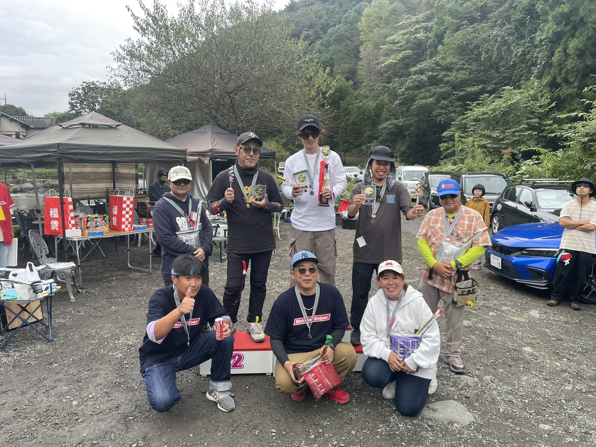 110habusa's tweet photo. 鱒魂裏番長戦。釣り大会と言う名のBBQ大会😆最初はワイワイとでしたが終盤は皆さんガチで釣りしてました🎣参加者及び運営の皆様お疲れ様でした。
ワキザシが調子良かったので満足ですW
#浅国
#ijetLink
#優勝チームおめでとう御座います https://t.co/s3QDl2HLcP