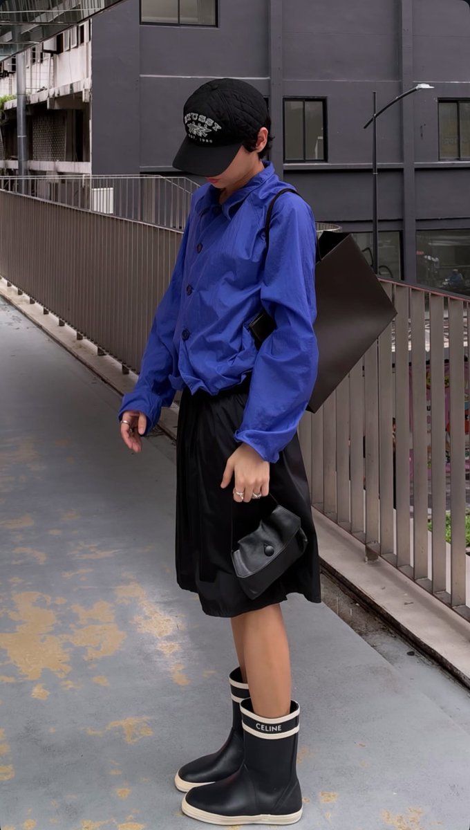gunshineday's tweet photo. คุณหนูน้องกันกับบูท CELINE ของเขา💙🫳🏻

@AtthaphanP 
#กันอรรถพันธ์ 
#GunAtthaphan https://t.co/G7m2wj5S9J