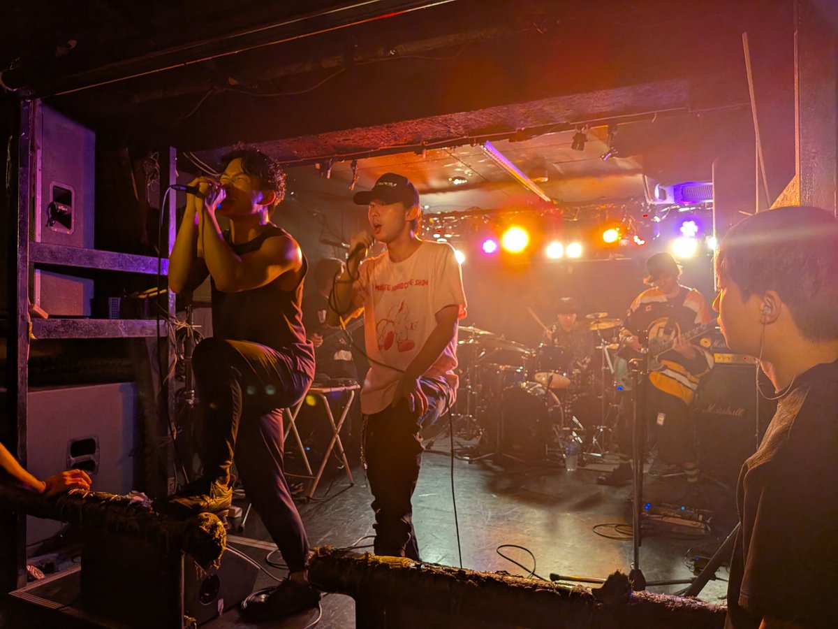 TT_metaldrum's tweet photo. 白冥
ラップメタルとかニューメタルになるのかな？
EDM要素とツインボーカルが特徴的 https://t.co/i8bxAn5qj1