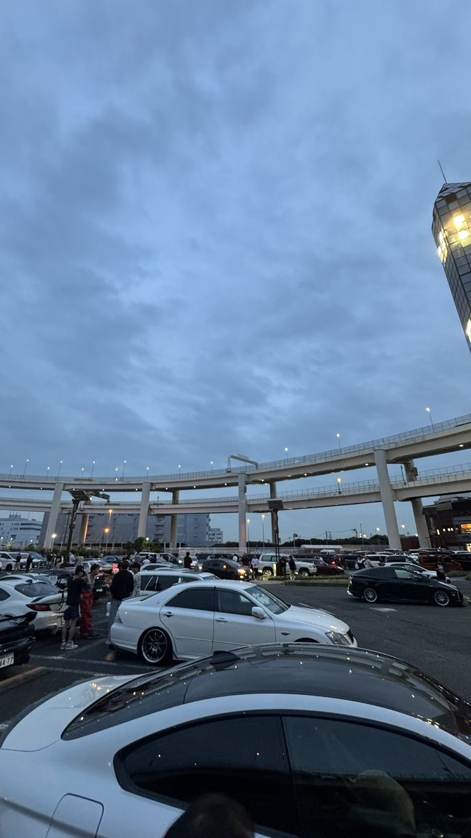 Toshi_jzx100's tweet photo. だいこっく賑やか🚗 https://t.co/cWGsSgnGu5