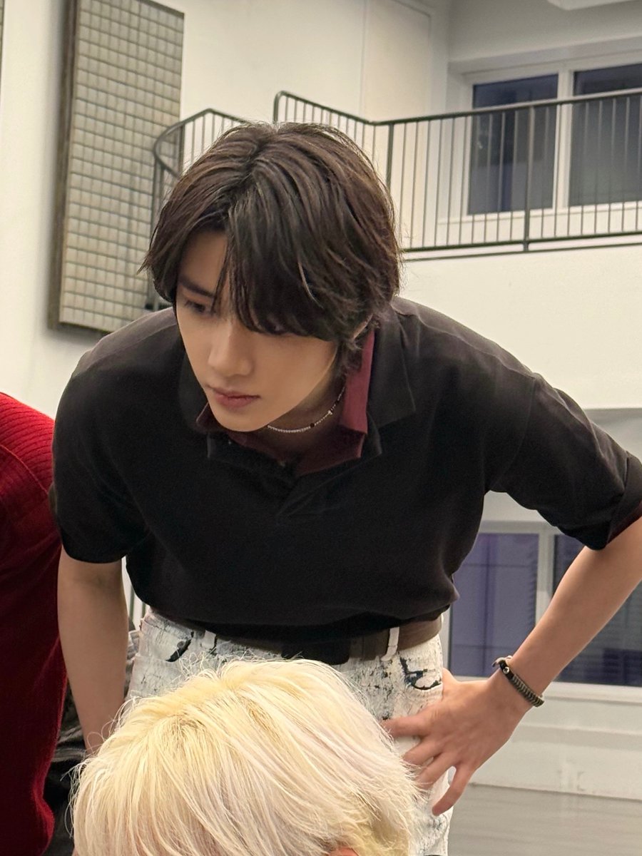 cbgcentric's tweet photo. SUCH A HANDSOME MAN https://t.co/AnW2Uju0gk
