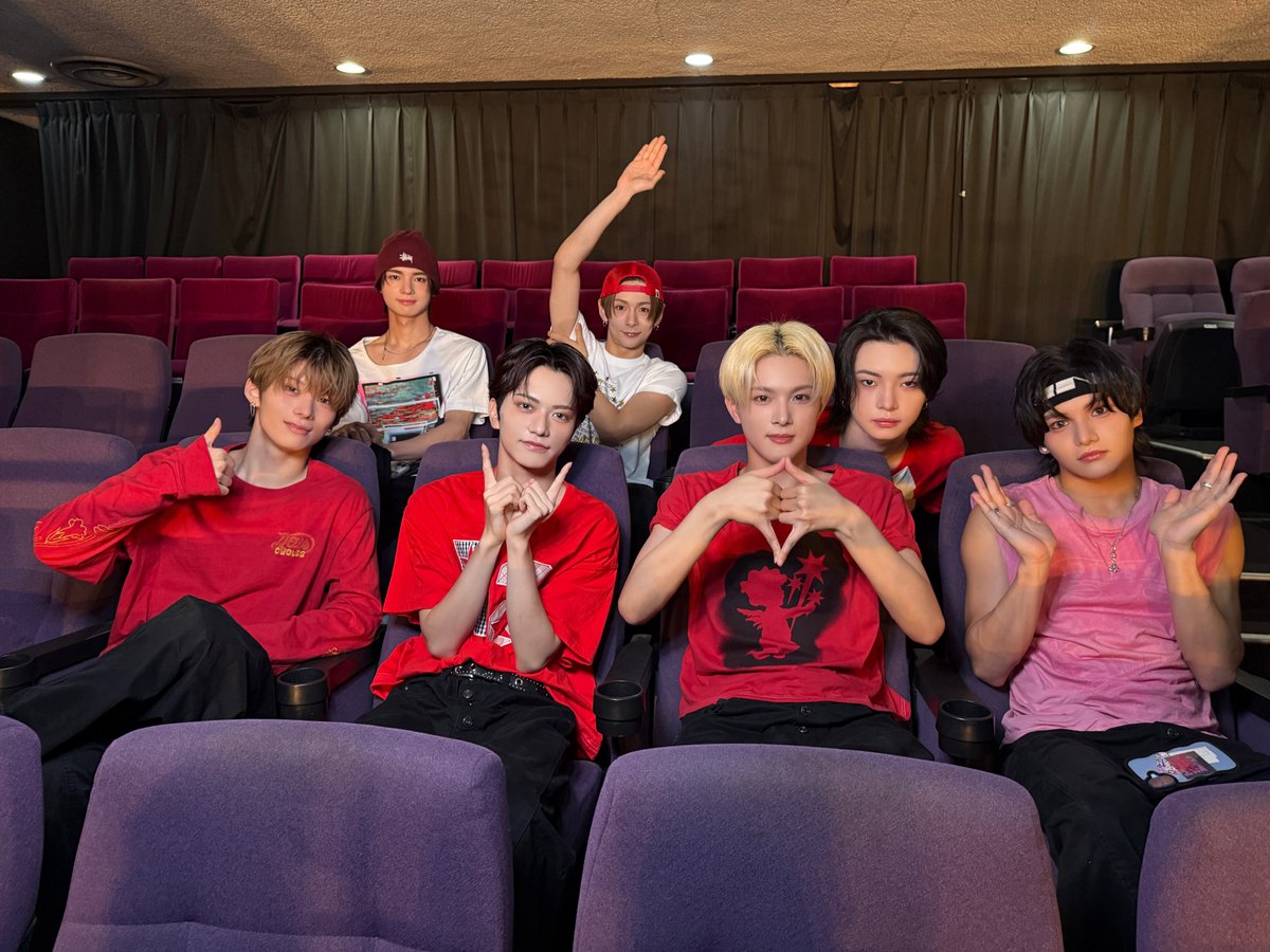 aoen_official's tweet photo. 💙#aoen日和📷☀️260927
🗾日本全国47都道府県ツアー🗾
『aoen LIVE TOUR 2026 ～青のはじまり 47+1～』
山口公演ありがとうございました！

ツアー31日目！山口はぶちおもしろくて、ぶち嬉しかったっちゃ！
ぶちええ景色見せてくれて、ありがとねぇ💙

🎫チケットのご購入はこちら
https://t.co/jYmtRQj3b3

#aoen #アオエン
#aoen_青のはじまり