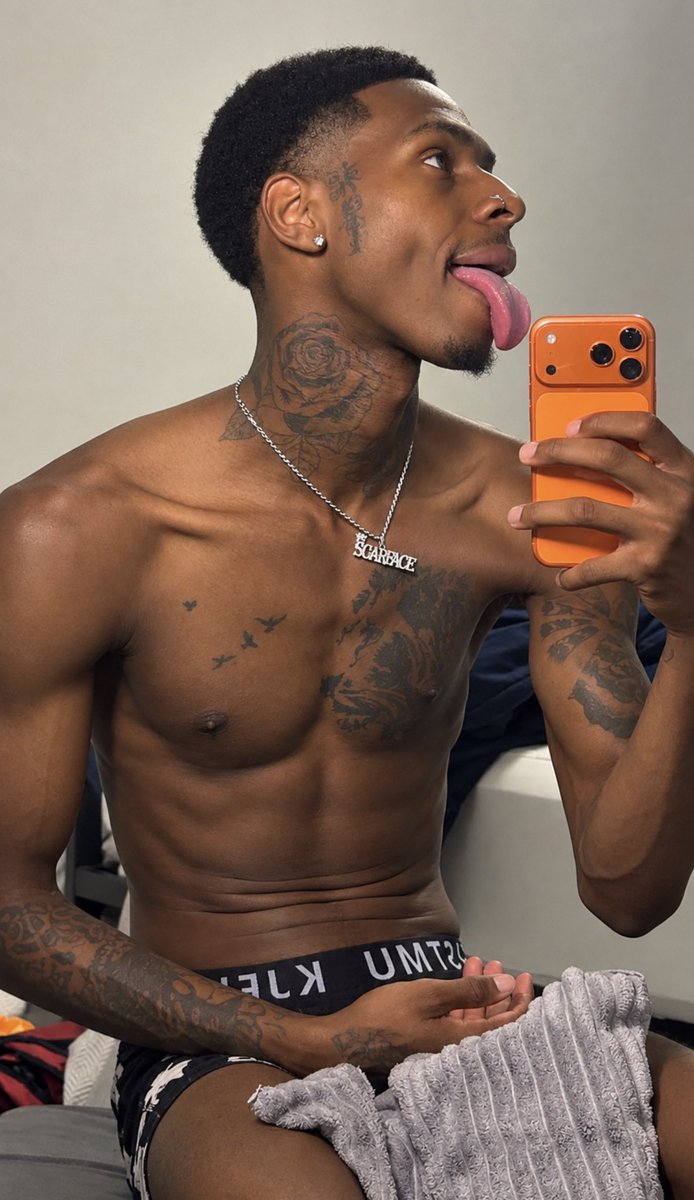 itxScarFace's tweet photo. It’s two sides to every story https://t.co/lyyPsD2zpp