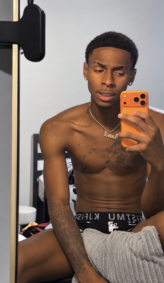 itxScarFace's tweet photo. It’s two sides to every story https://t.co/lyyPsD2zpp