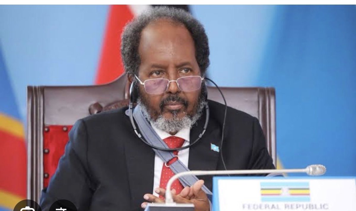 Abdirik's tweet photo. C. Cruise, an officer in the UN Mission of 1960s described Moise Tshombe of DRC as "the best politician that money can buy!"

If Tshombe was in 1960s, Africa's "best" in the busine of bought politicians, @HassanSMohamud is Africa's worst politician that "money can buy in 2026!" https://t.co/XgDqrzv5pX