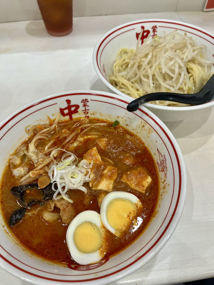 mtsmtmt's tweet photo. 東京で食べたもの https://t.co/CG3cHvy0S4