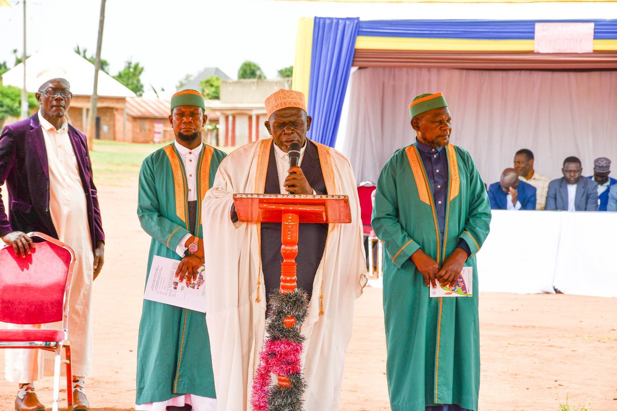 BusogaConsorti1's tweet photo. The Fourth Edition of the #Busoga Prayer Week is led by the Muslim Faith . Today, a couple of them have attended the prayers . https://t.co/laaHMfaY5k