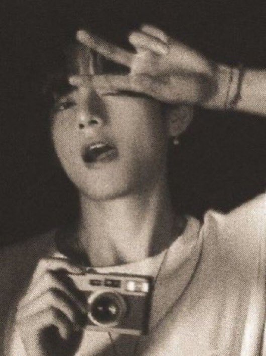 myu_kookv's tweet photo. DiVa https://t.co/w2BTUedzKe