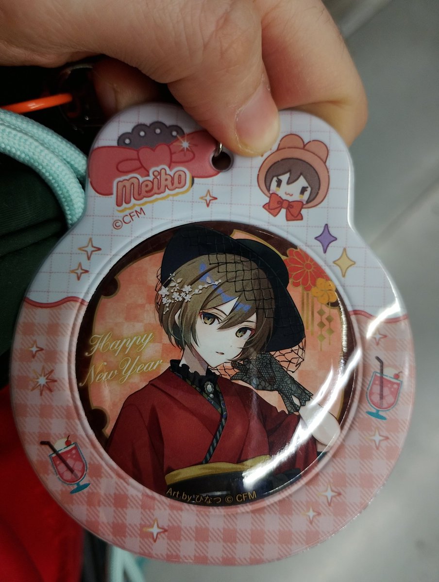 BellRodrguez's tweet photo. @nana__na_cos I got this post recommended while I'm carrying my can badge with that design for a convention! You look so good as her! https://t.co/Styp33OAyi