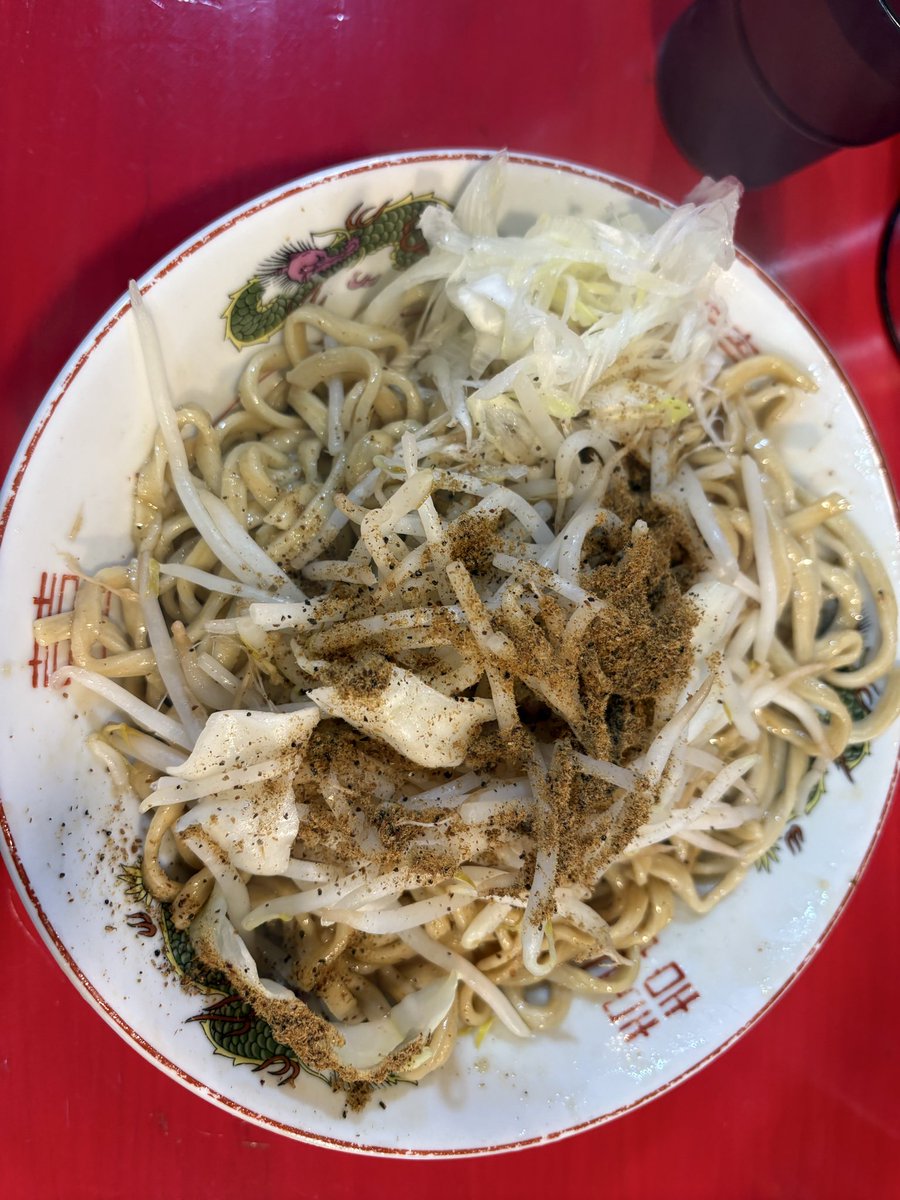 fuya00's tweet photo. 鷹の目　まぜそば https://t.co/aRRvJRZGje