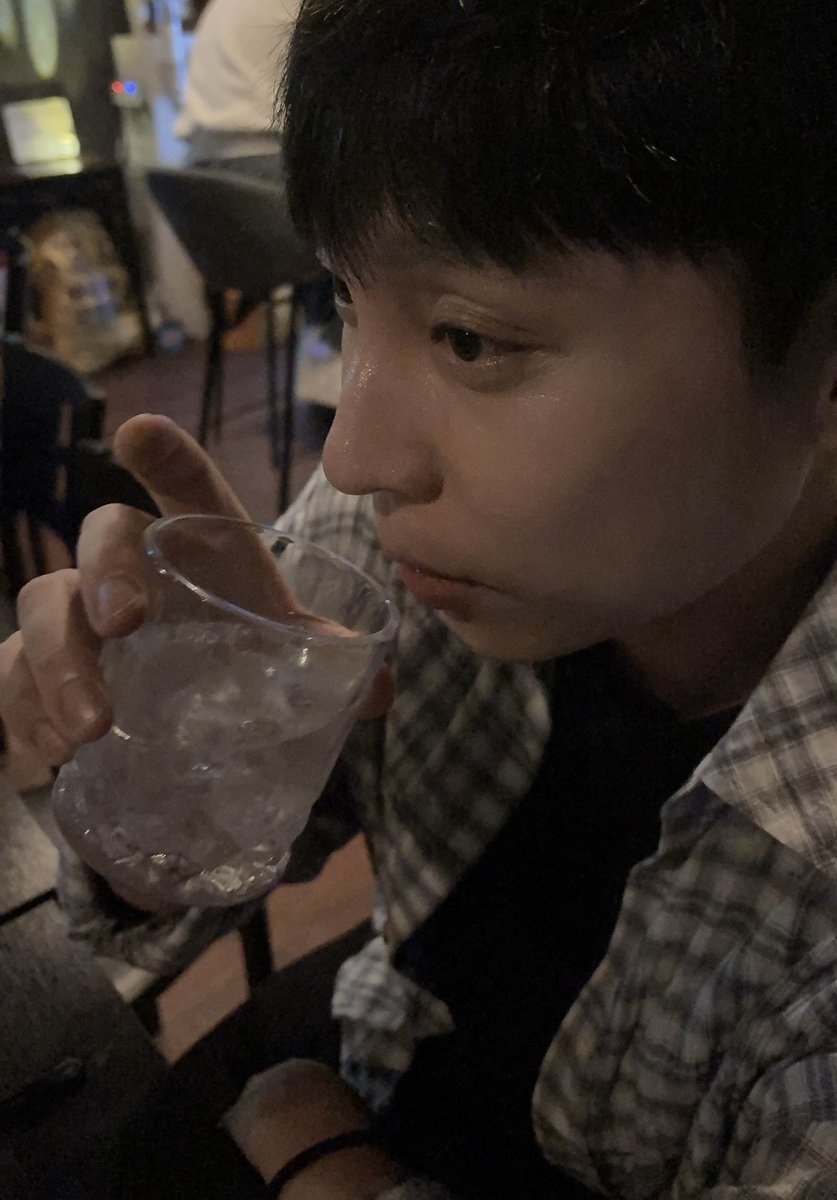 starocean8333's tweet photo. 술 , 눈풀림 , 아저씨 , 논모노 https://t.co/N4ZIml9bss