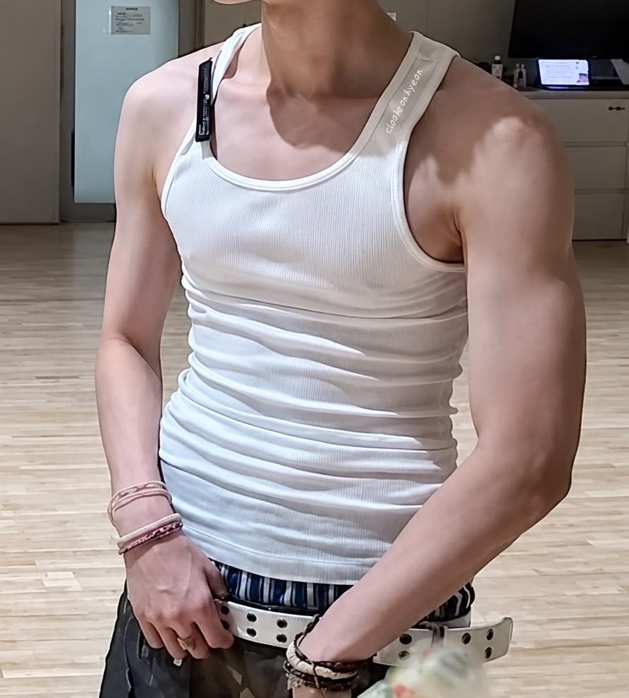 tinchichii's tweet photo. #마틴팔 https://t.co/sHrdC4j1nY