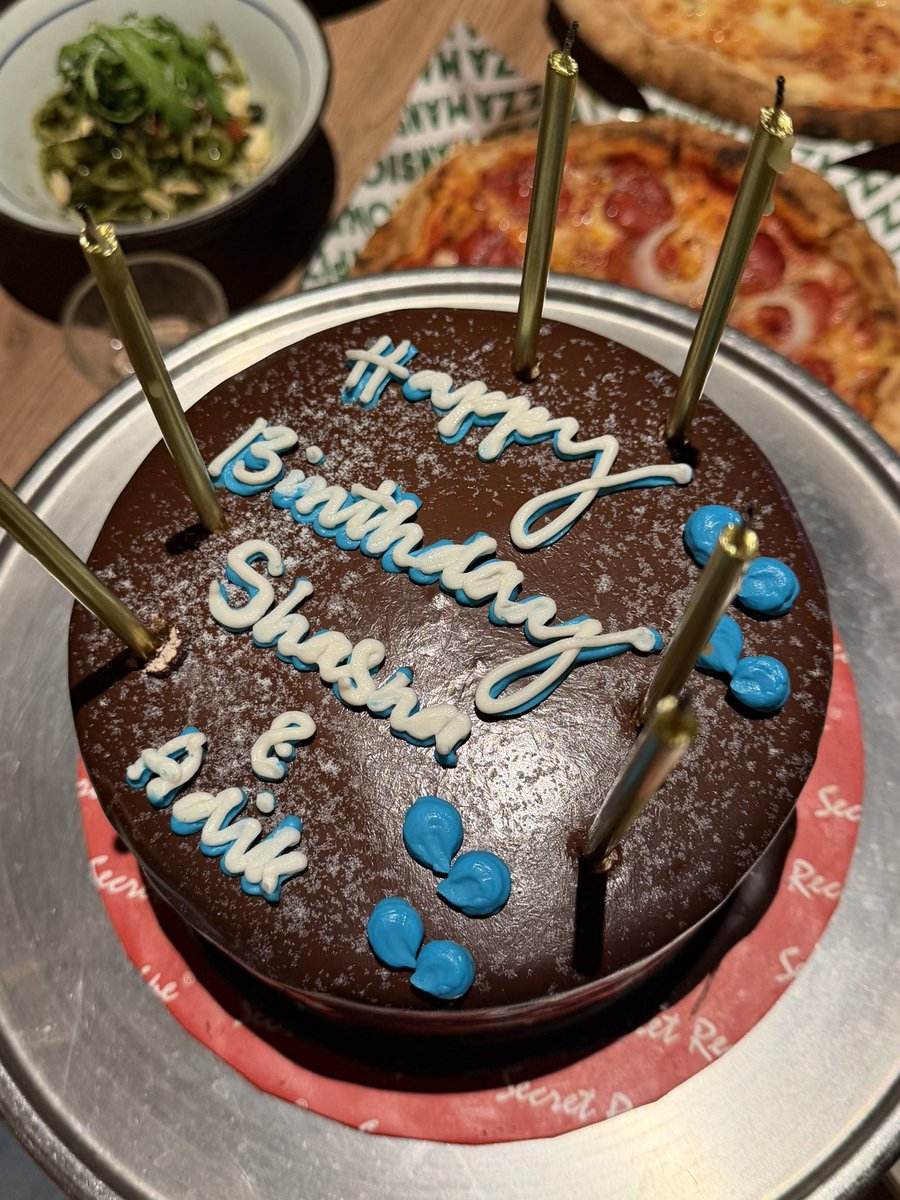 Z444TY's tweet photo. decided to surprise and treat my siblings <3 https://t.co/EdzjFwkoTJ