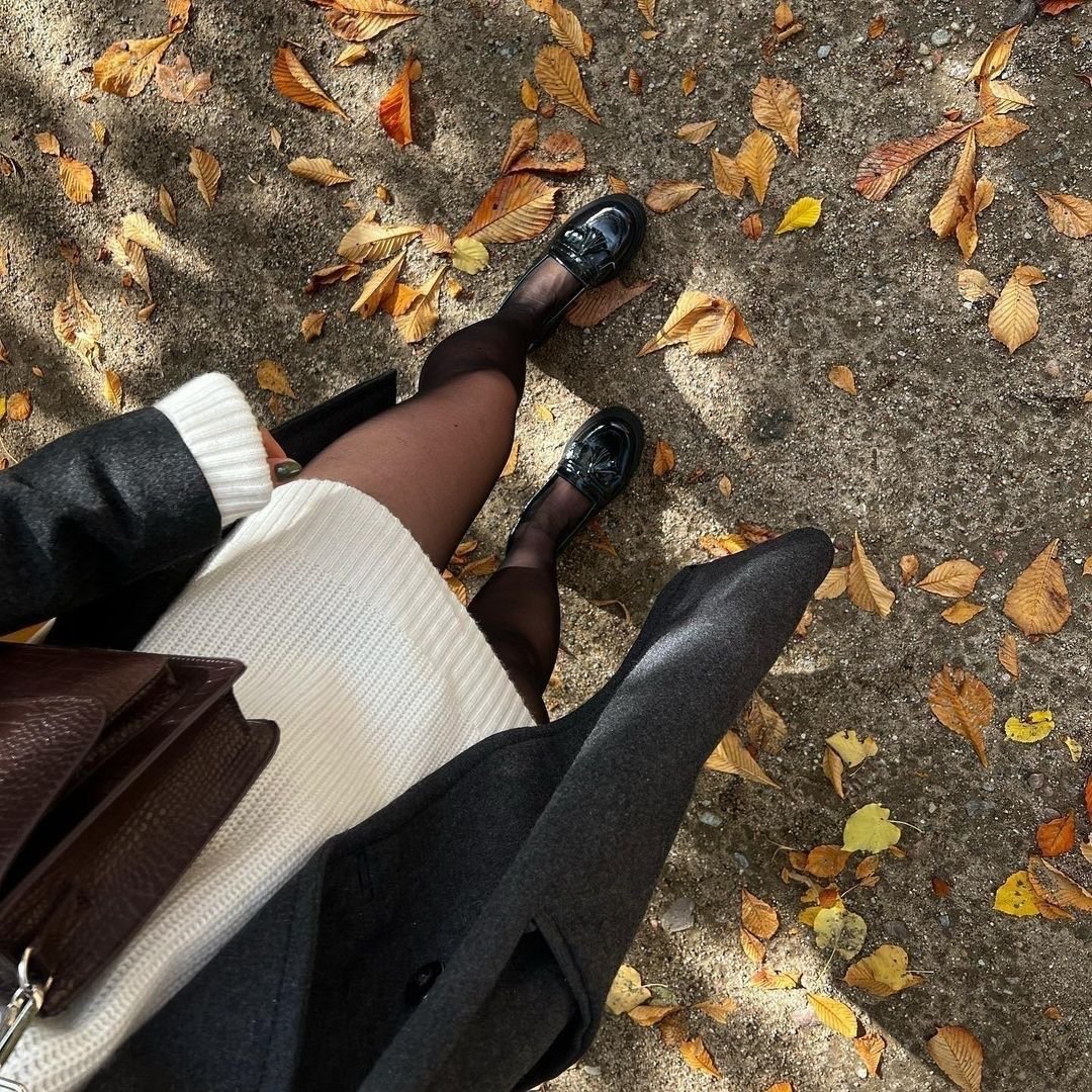 liIacdaisy's tweet photo. fall mood https://t.co/X33AoZBdCL