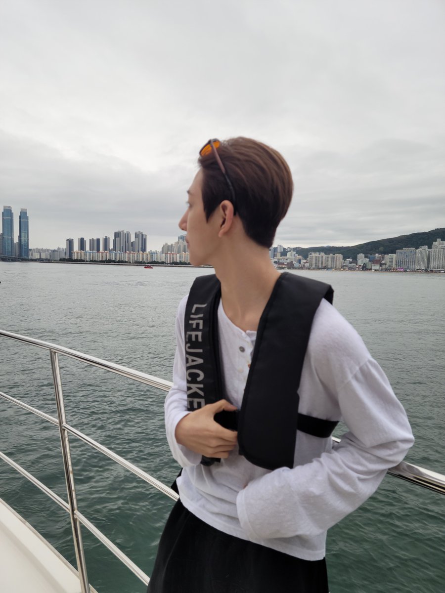 NewBeat_twt's tweet photo. [#최서현]

🛥️🌊 https://t.co/OeOOZoFCd3