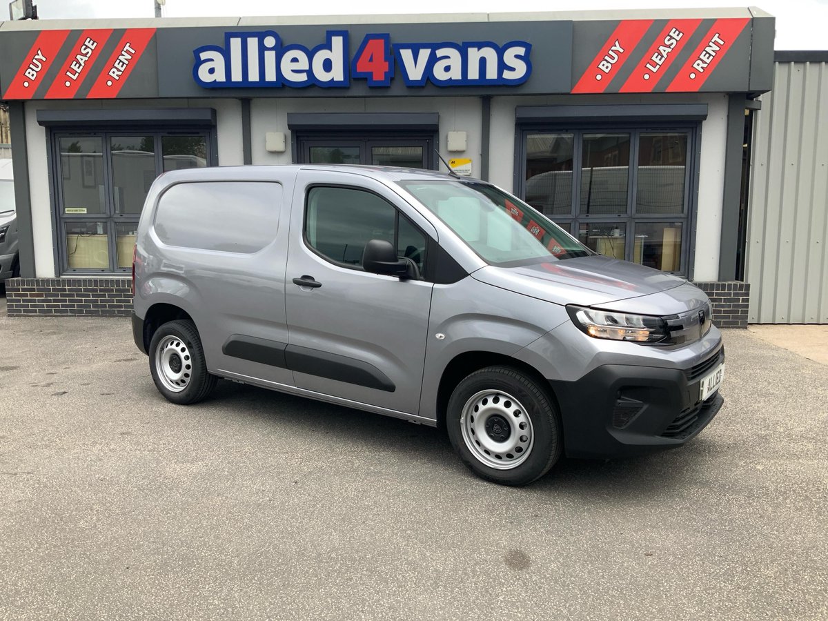 denninelso30543's tweet photo. IN STOCK AND READY TO GO

New &amp; used vehicles arriving daily. Vans, pickups, cars—we’ve got it all. Check our website or call 01977554433 and we’ll help find the right vehicle for you. https://t.co/d1pFwKWrrt
