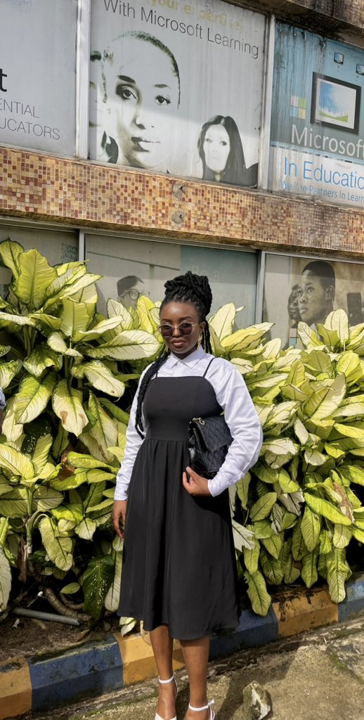 Just_ebube's tweet photo. Birthday girl broke bread today 🤍

I’m so happy to be alive . 
Happy new year to me 🎂 https://t.co/x1ocylEMdk
