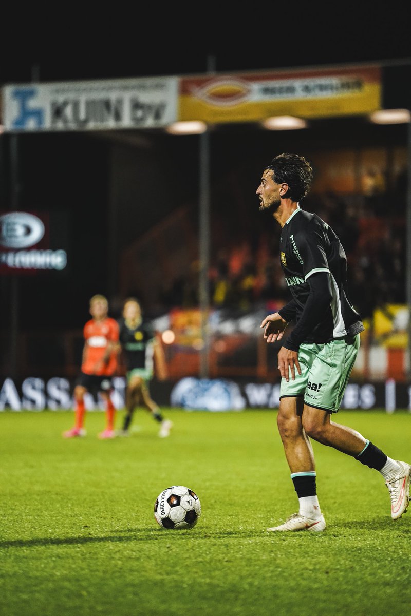VVVVenlo's tweet photo. Congrats on your first goal, Gino! 💪

#AllesHeejIsVVV #VOLVVV https://t.co/gtgpmlufcQ