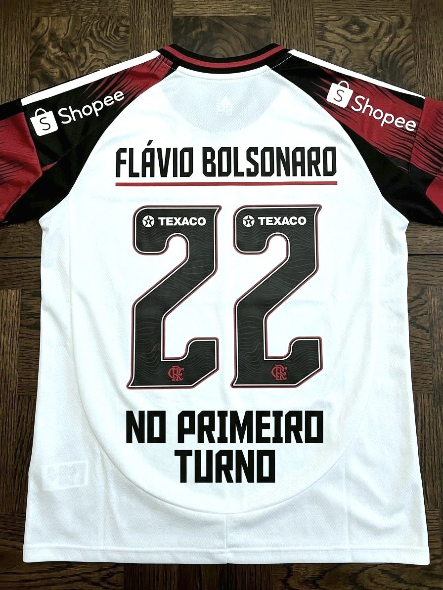 RBCRLT's tweet photo. @Flamengo #freebolsonaro https://t.co/S7OegOzQGj
