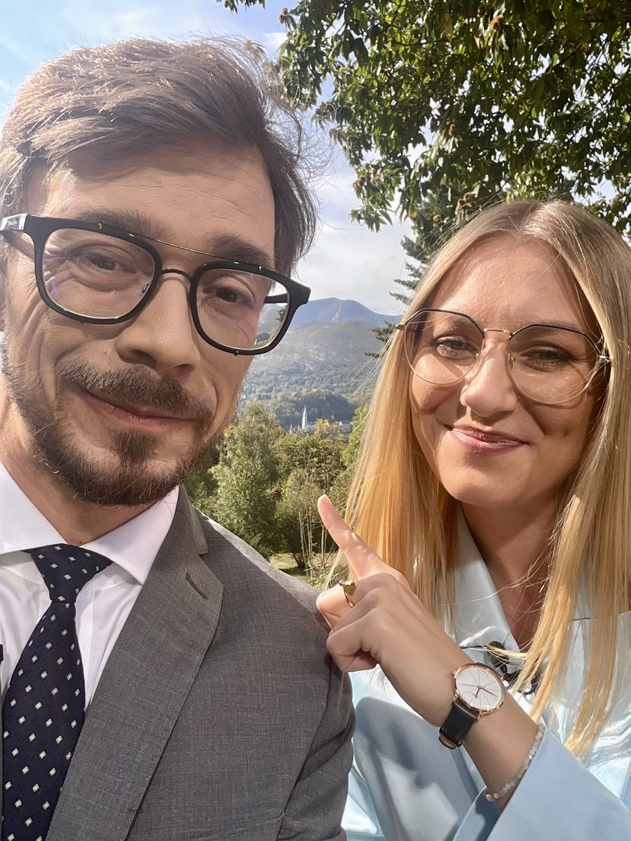 MichalKlosowski's tweet photo. Specjalne wydanie #MZaN @ReligiaTVP dzisiaj z #Lourdes. Pozdrawiamy i zapraszamy razem z Moniką Woźniak. Do zobaczenia! https://t.co/WwXON38kEu