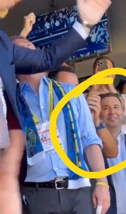 FenerSports_tr1's tweet photo. Dünyanın en dönek insanı bu yüzsünüz birini eleştirme hakkı nasıl oluyor acaba? https://t.co/TCPou7jWP8
