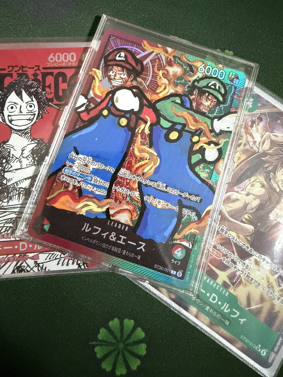sohlucky76386's tweet photo. Converted my Ace &amp; Luffy outfit to Super Mario Bros! 😬✌🏻🔴🟢. 

Kind of enjoy playing this deck right now. https://t.co/wwaQhbp7mK