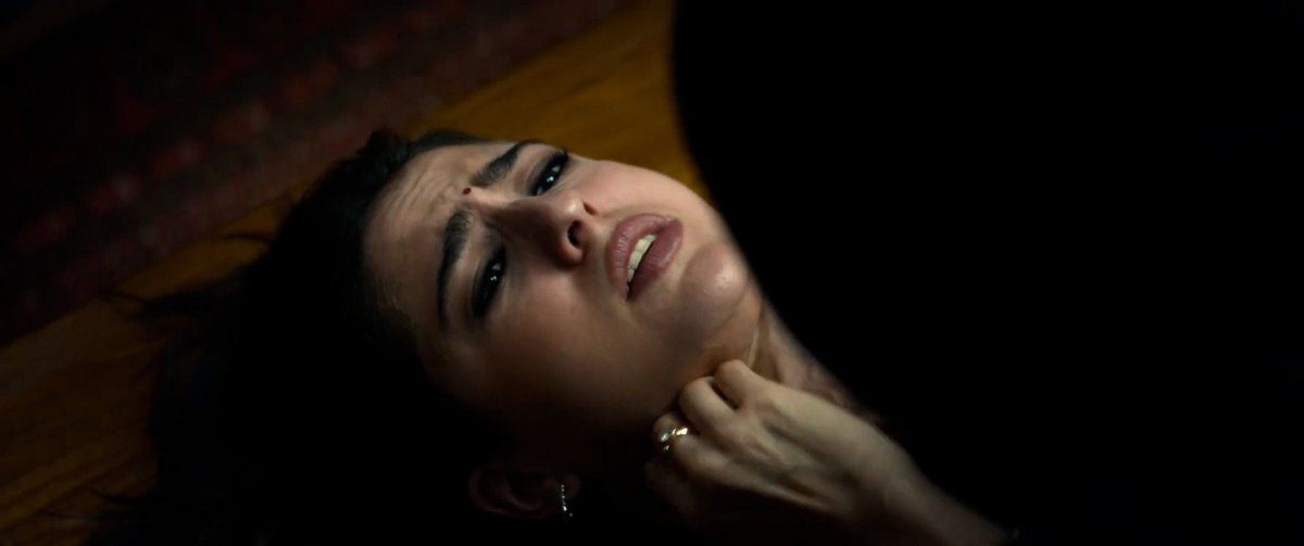 _SherSingh_'s tweet photo. Sara saying at the trailer launch that this character is nothing like her actually made me more curious. Want to see that contrast on screen 👏 #UdtaTeer #SaraAliKhan https://t.co/C2DLsiZyFk