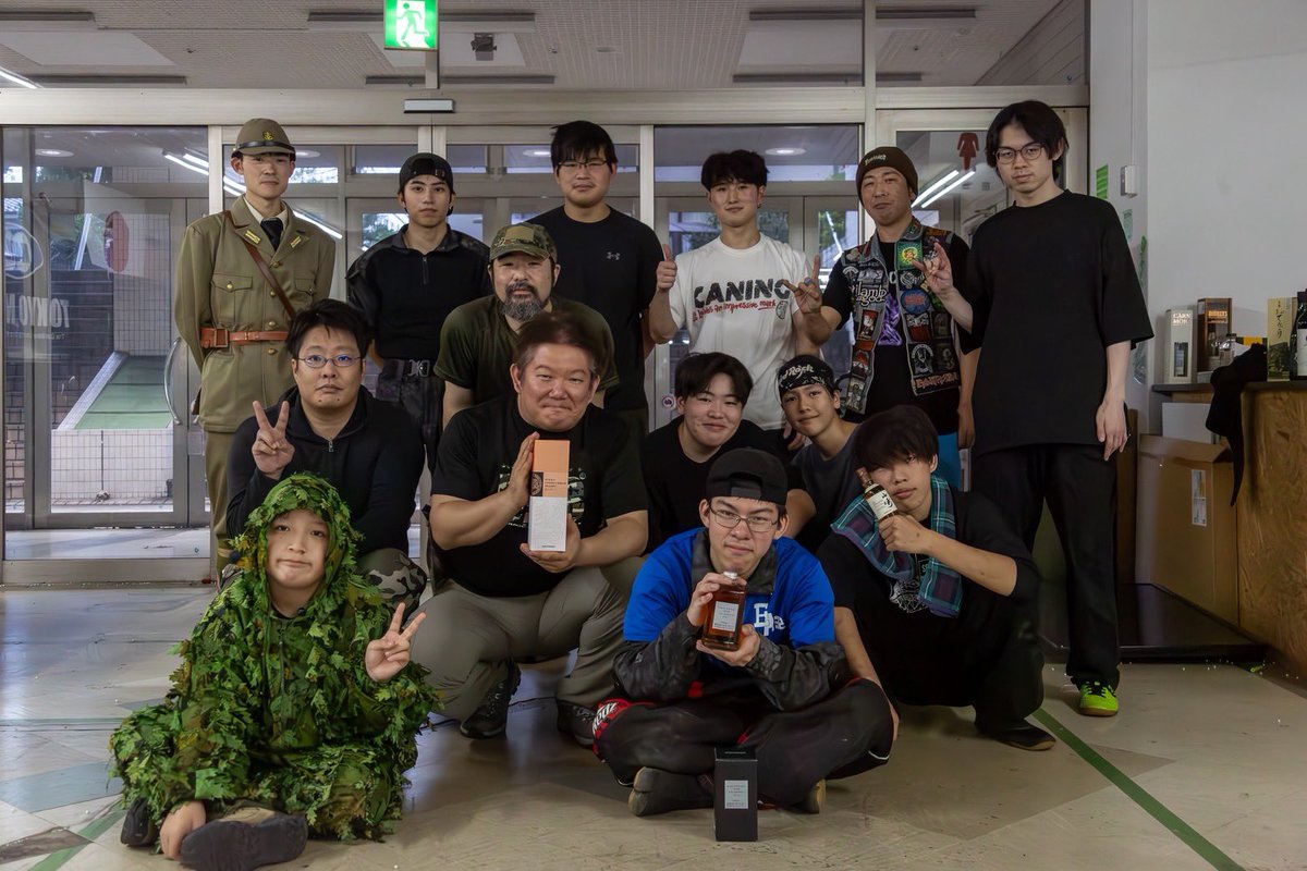 zeeksabage's tweet photo. ファイナルウォーズ無事終了しました

多くは語りません‼️‼️‼️
ほんとうにありがとうございました🙇🙇🙇

皆様また会う日まで‼️‼️‼️‼️‼️ https://t.co/xxCkZ9tulF